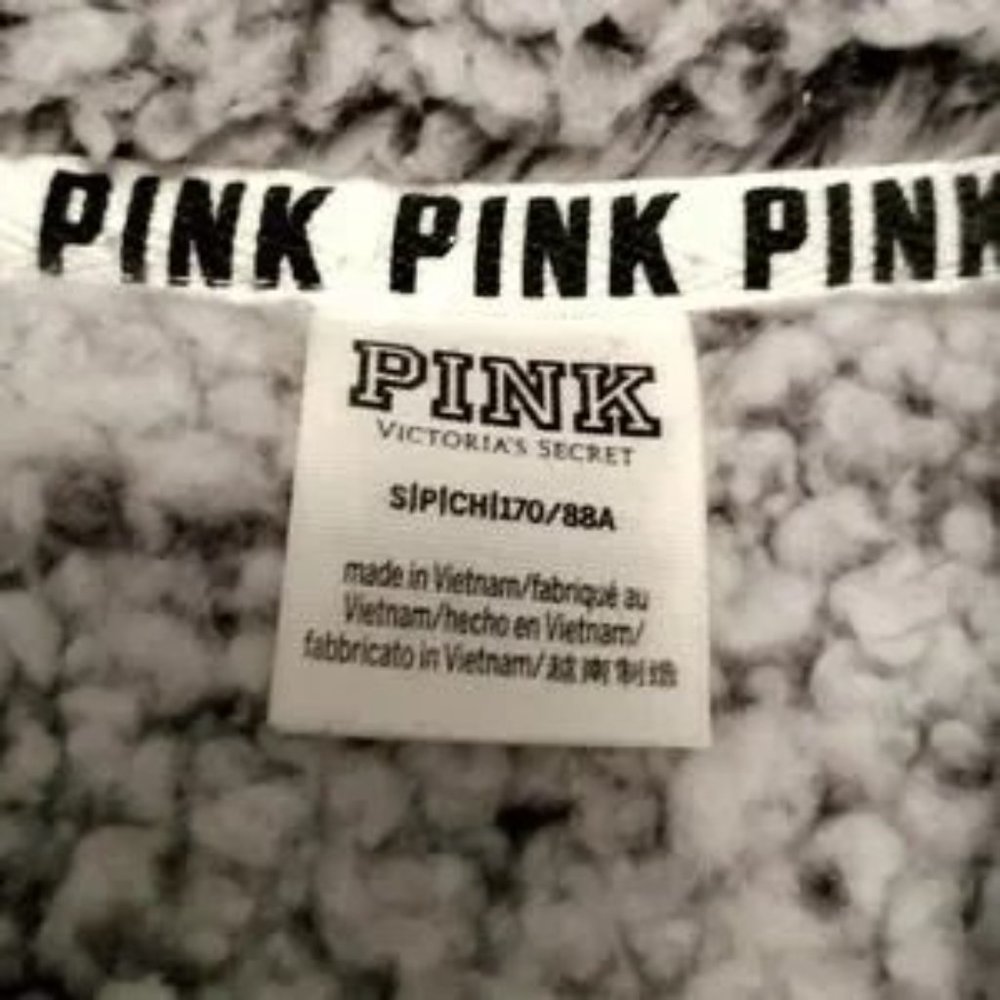 PINK Victoria's Secret Sherpa Pullover Small - Picture 4 of 4